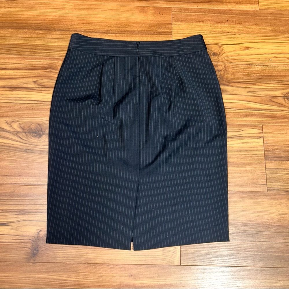 Ann Taylor Size 8 Navy Pinstripe Pencil Skirt Knee Length Work Office - Picture 13 of 13